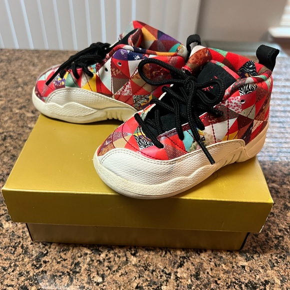 Toddler Jordan shoes - Picture 3 of 4